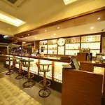 Orka Boutique Φετιγιέ