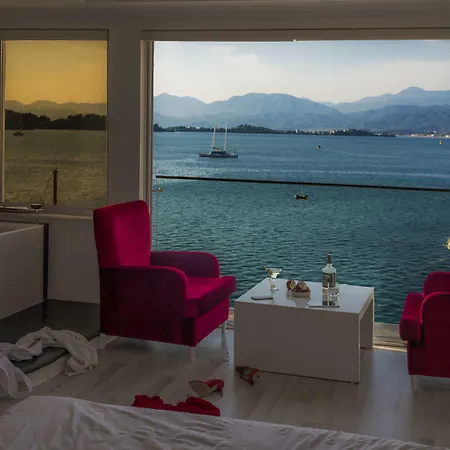 Orka Boutique Hotell 3*