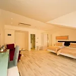 Orka Boutique Hotel 3*