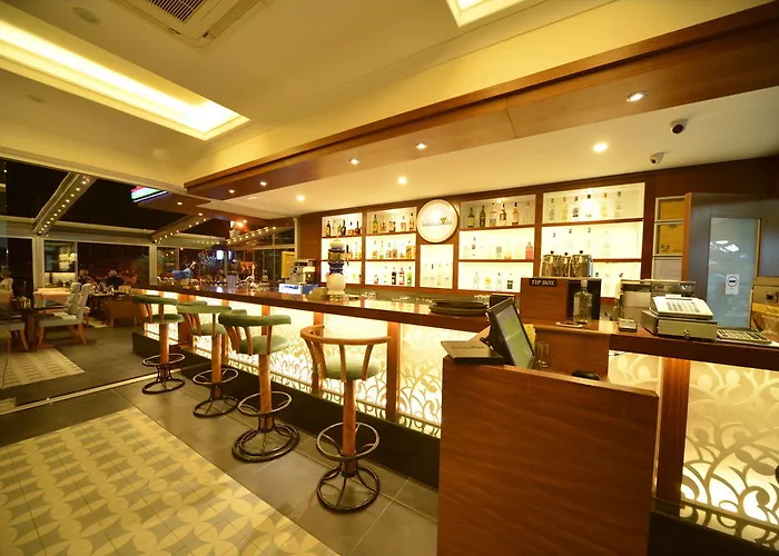 Orka Boutique Φετιγιέ