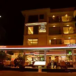 Orka Boutique Hotel 3*